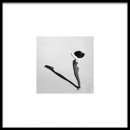 Lady Shadow Poster  in der Gruppe Poster / Schwarz-Weiß bei Desenio AB (8912)